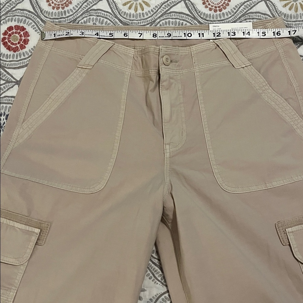 NWT American Eagle Outfitters Baggy Jogger cargo pants, size 10 Regular. - Picture 3 of 10